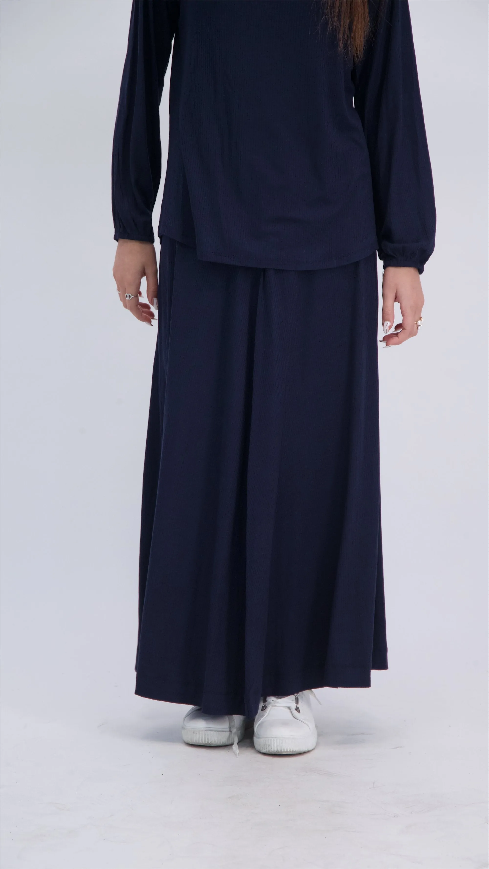 Ribbed A-line Maxi Skirt With Pockets / Navy / חצאית