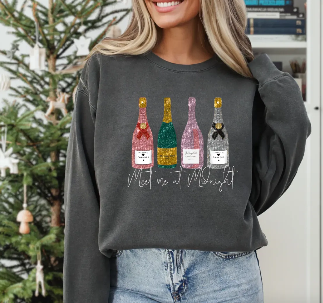 *Swiftie Collection Preorder* Meet Me At Midnight Sweatshirt